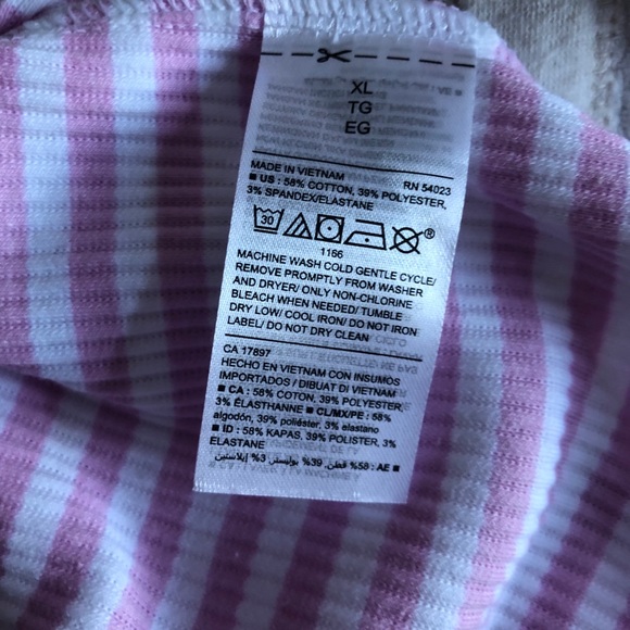 Old Navy stripped Tanktop - Picture 4 of 4